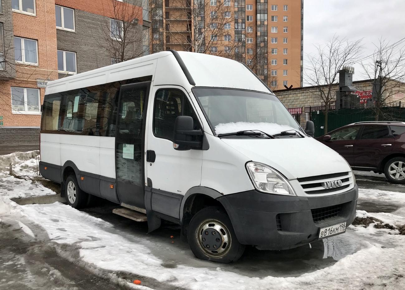 Санкт-Петербург, Нижегородец-2227UT (IVECO Daily) № В 816 КМ 198