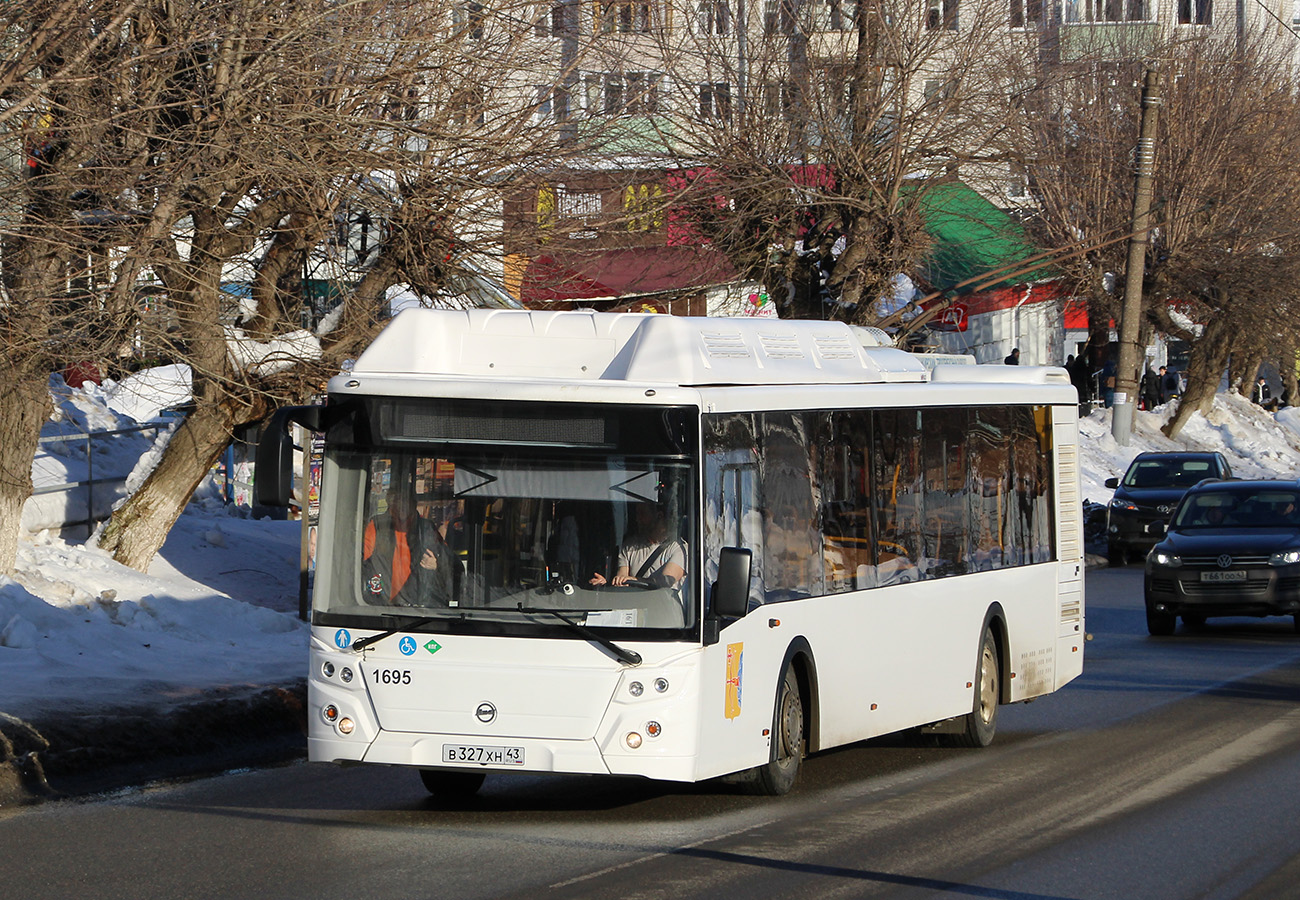 Кировская область, ЛиАЗ-5292.67 (CNG) № х695