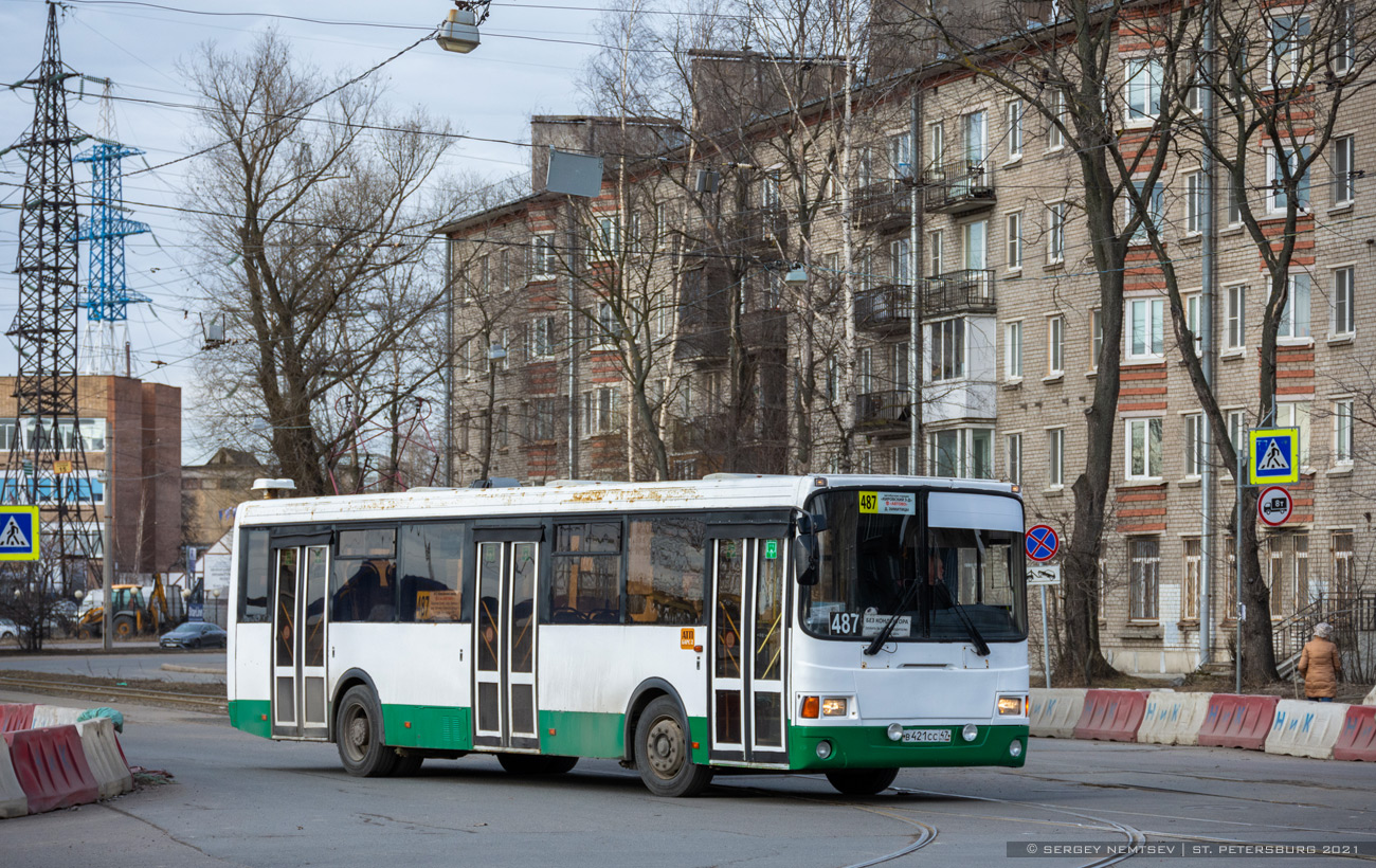 Sankt Petersburg, LiAZ-5256.53 Nr. 001