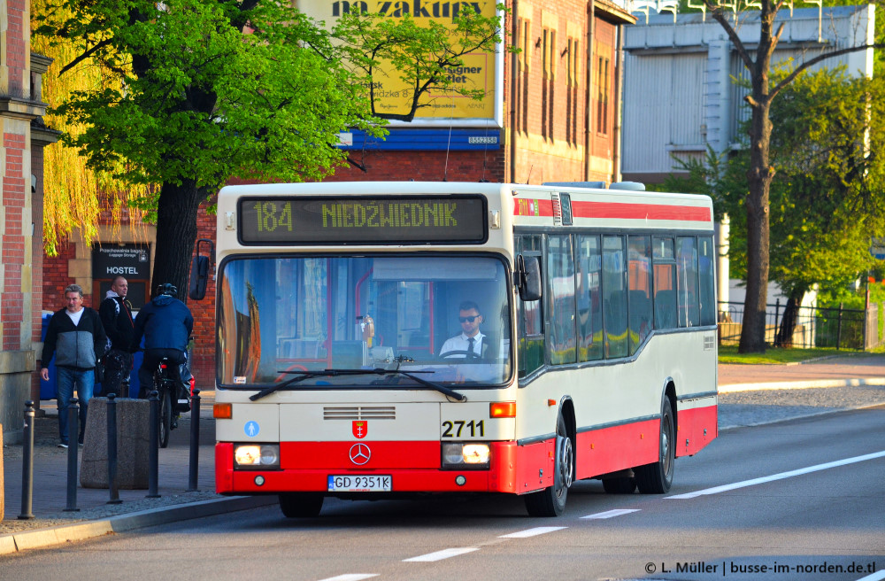 Польша, Mercedes-Benz O405N2 № 2711