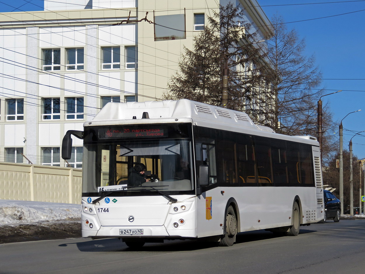 Кировская область, ЛиАЗ-5292.67 (CNG) № х744