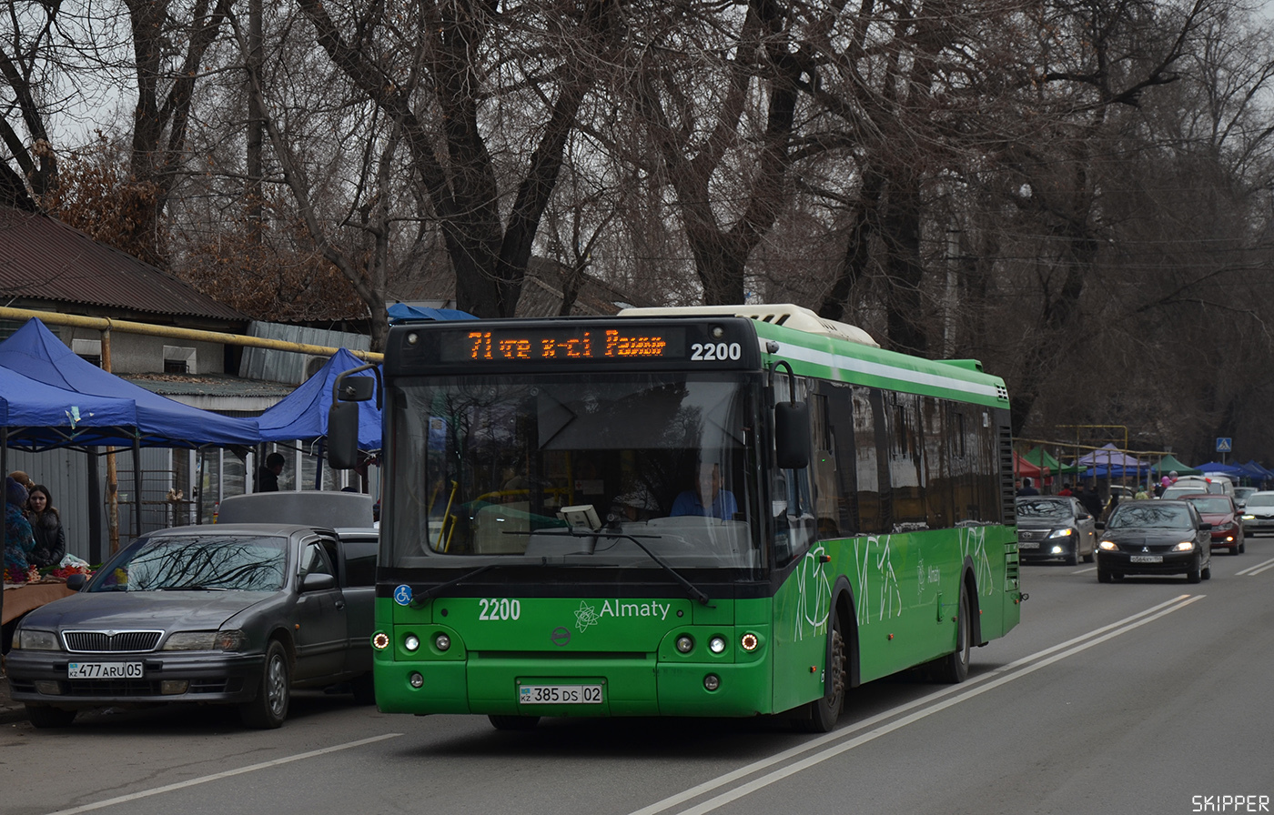 Almaty, LiAZ-5292.65 č. 2200