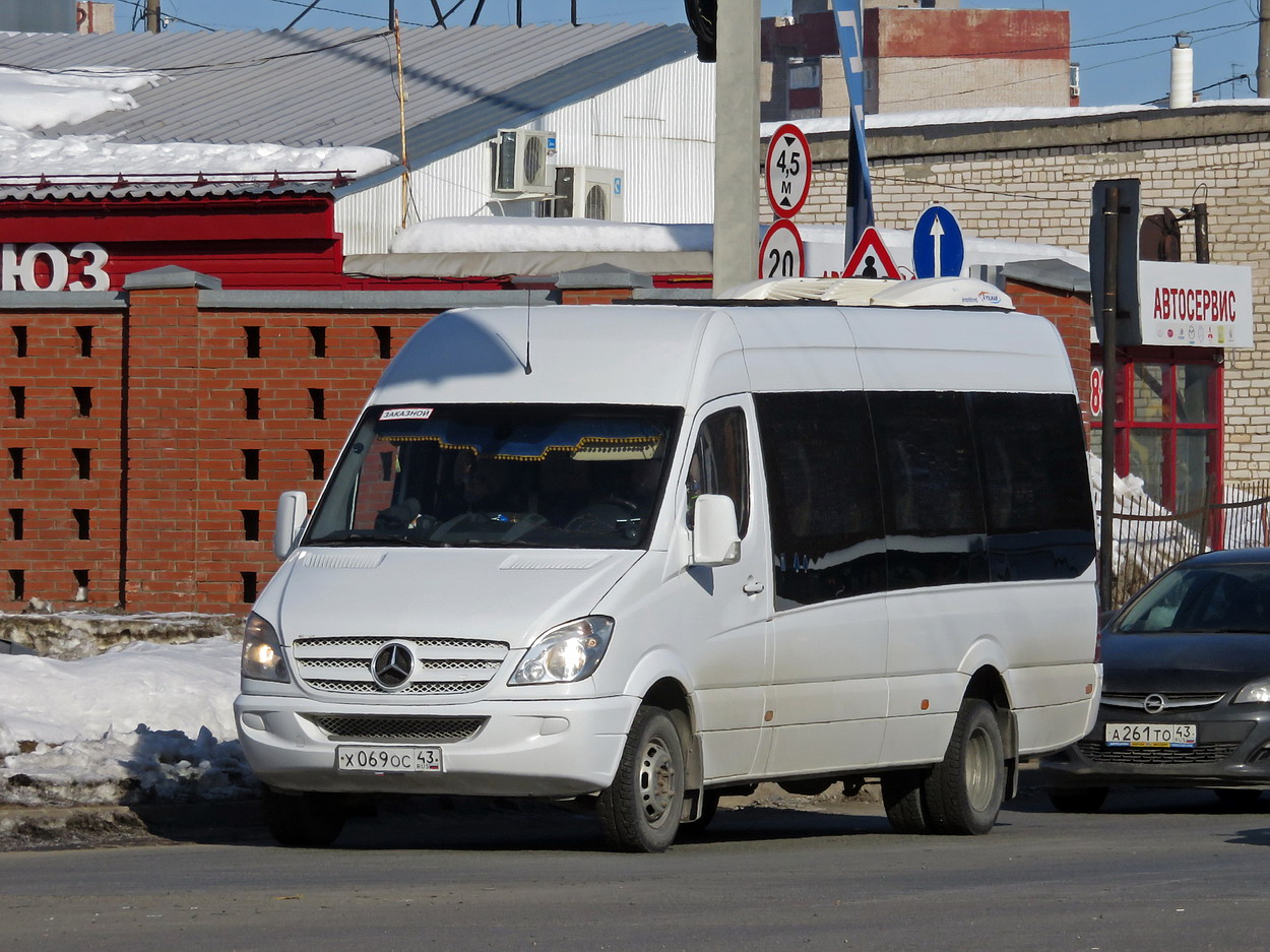 Кировская область, Самотлор-НН-323911 (MB Sprinter 515CDI) № Х 069 ОС 43