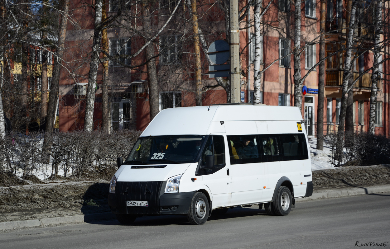 Новосибирская область, Автодом (Ford Transit) № С 932 ТН 154