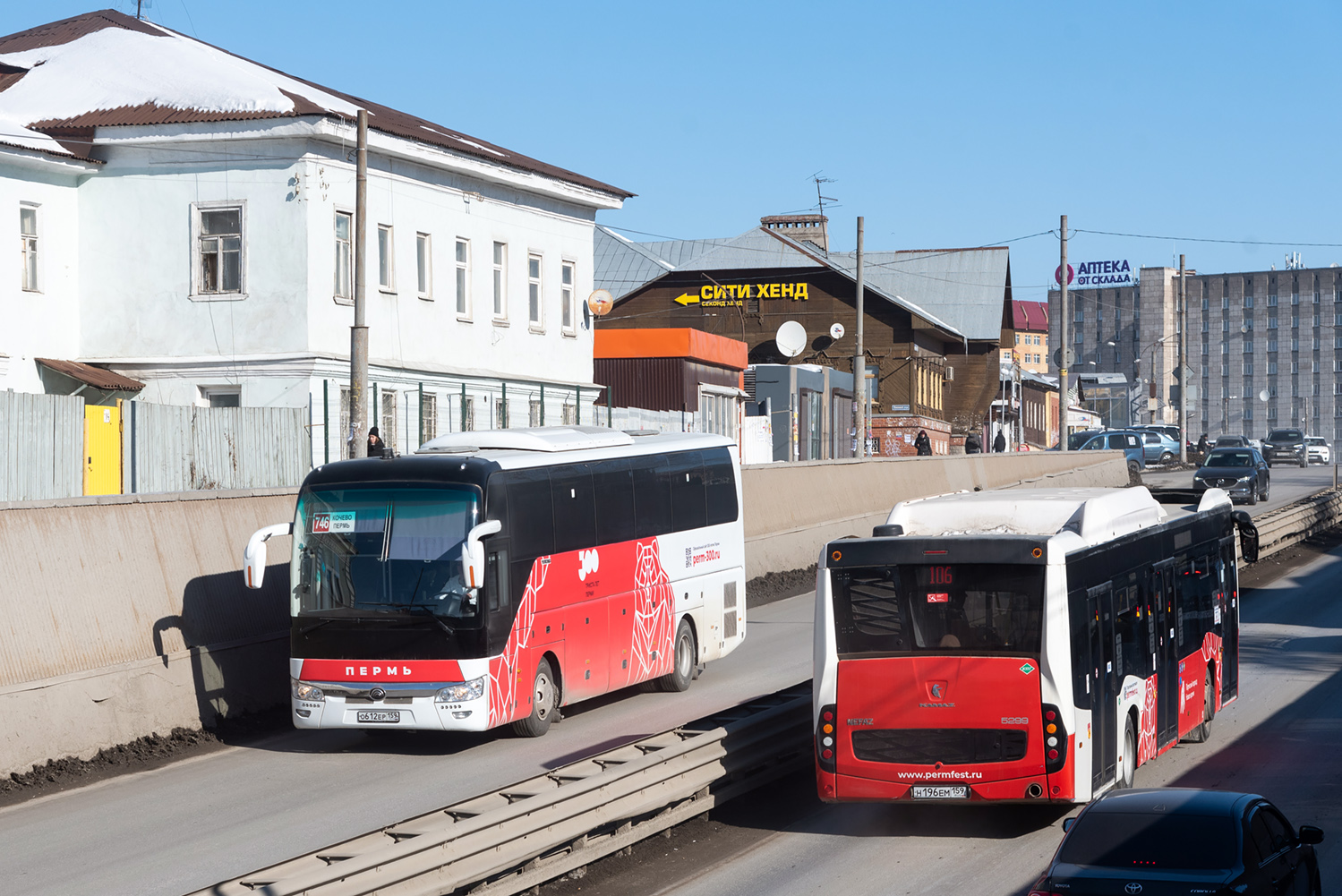 Пермский край, Yutong ZK6122H9 № О 612 ЕР 159; Пермский край, НефАЗ-5299-40-57 (CNG) № Н 196 ЕМ 159
