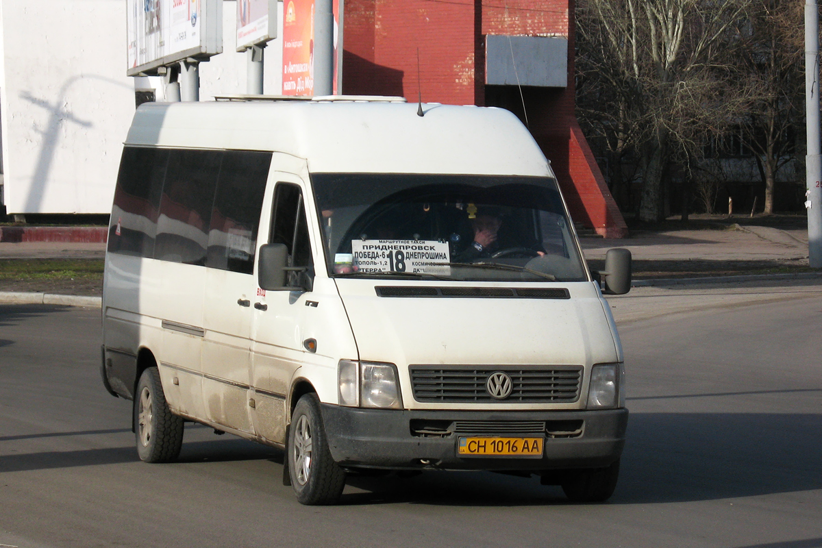 Днепропетровская область, Volkswagen LT35 № CH 1016 AA