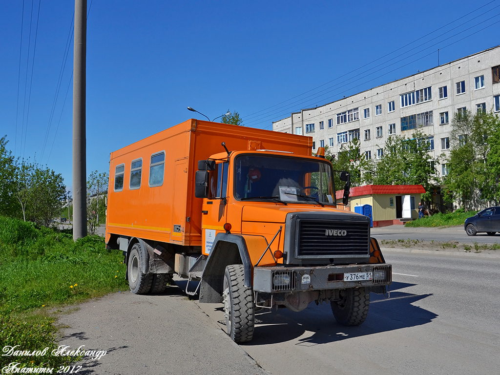 Мурманская область, Вахтовые автобусы № У 376 МЕ 51