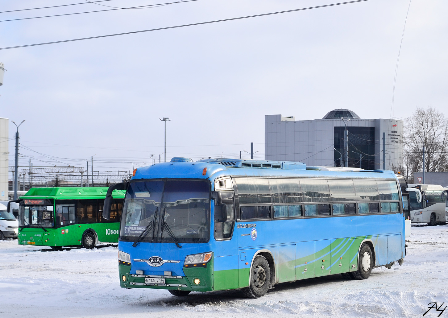 Челябинская область, Kia KM948 Granbird Greenfield № В 713 СХ 174