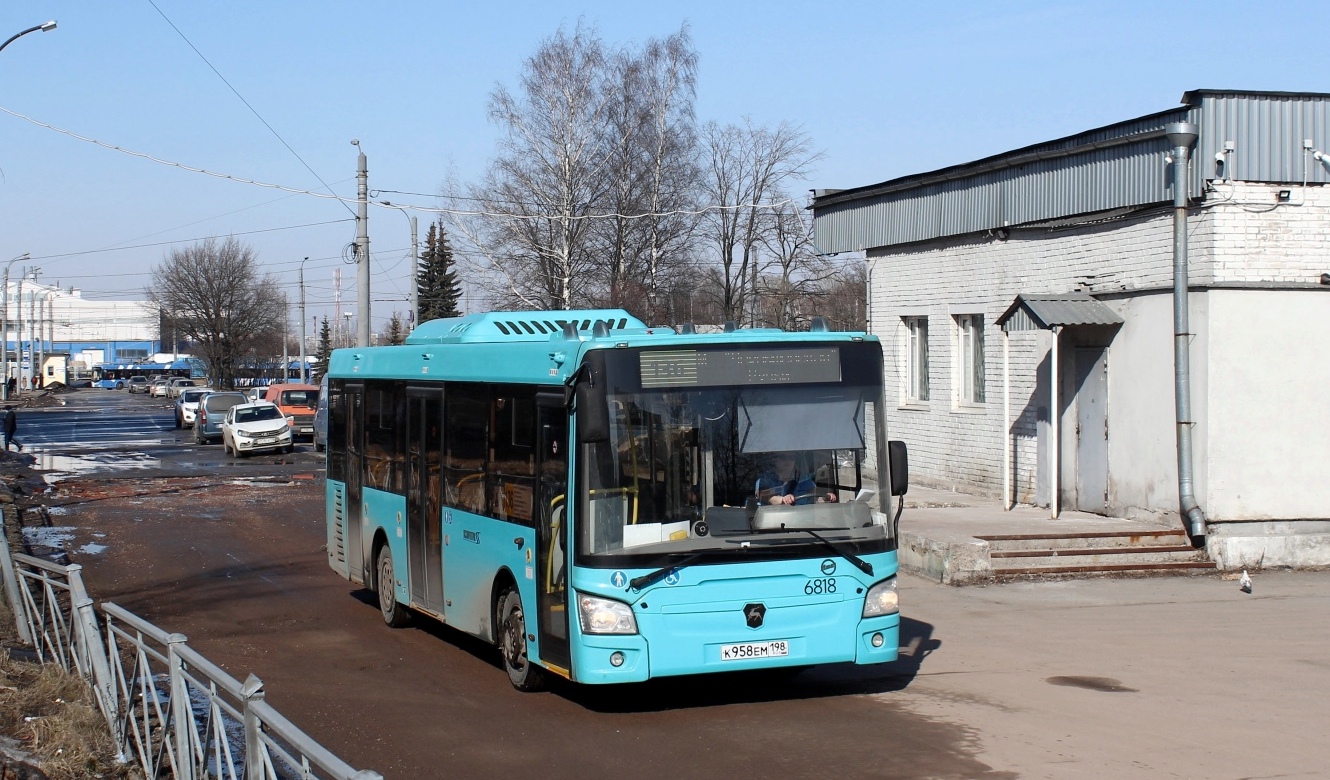 Санкт-Петербург, ЛиАЗ-4292.60 (1-2-1) № 6818