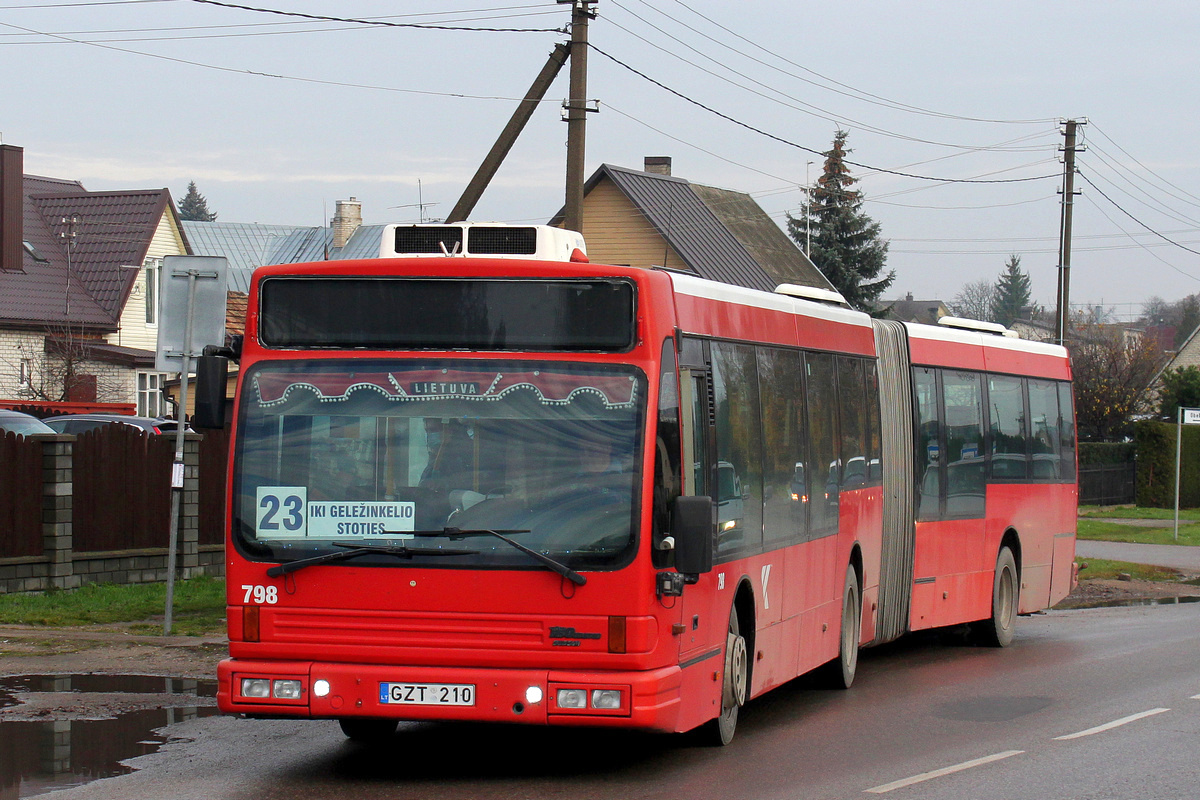 Litvánia, Den Oudsten B93 sz.: 798