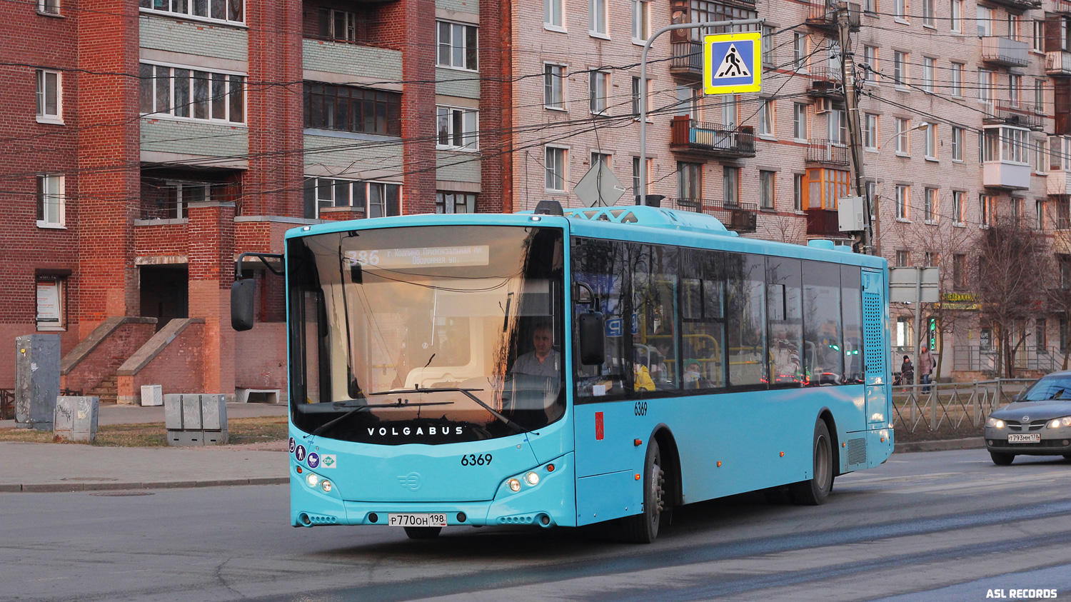 Saint Petersburg, Volgabus-5270.G2 (LNG) # 6369