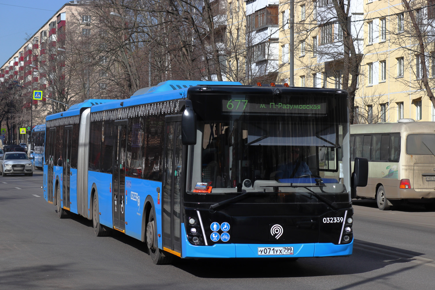 Moskau, LiAZ-6213.65 Nr. 032339