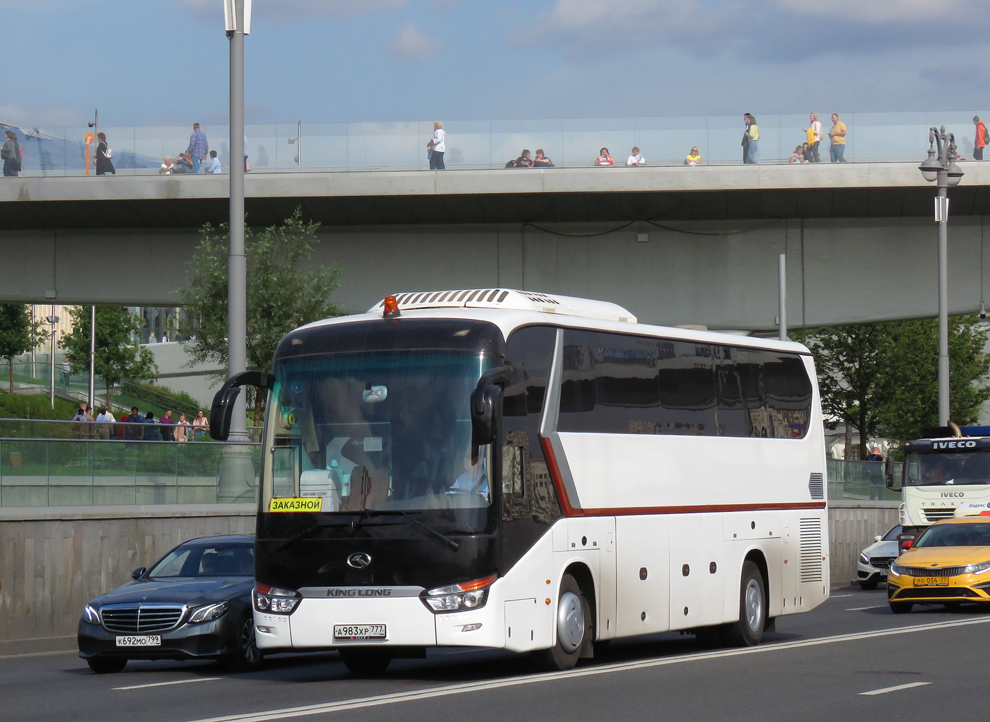 Москва, King Long XMQ6129Y № А 983 ХР 777