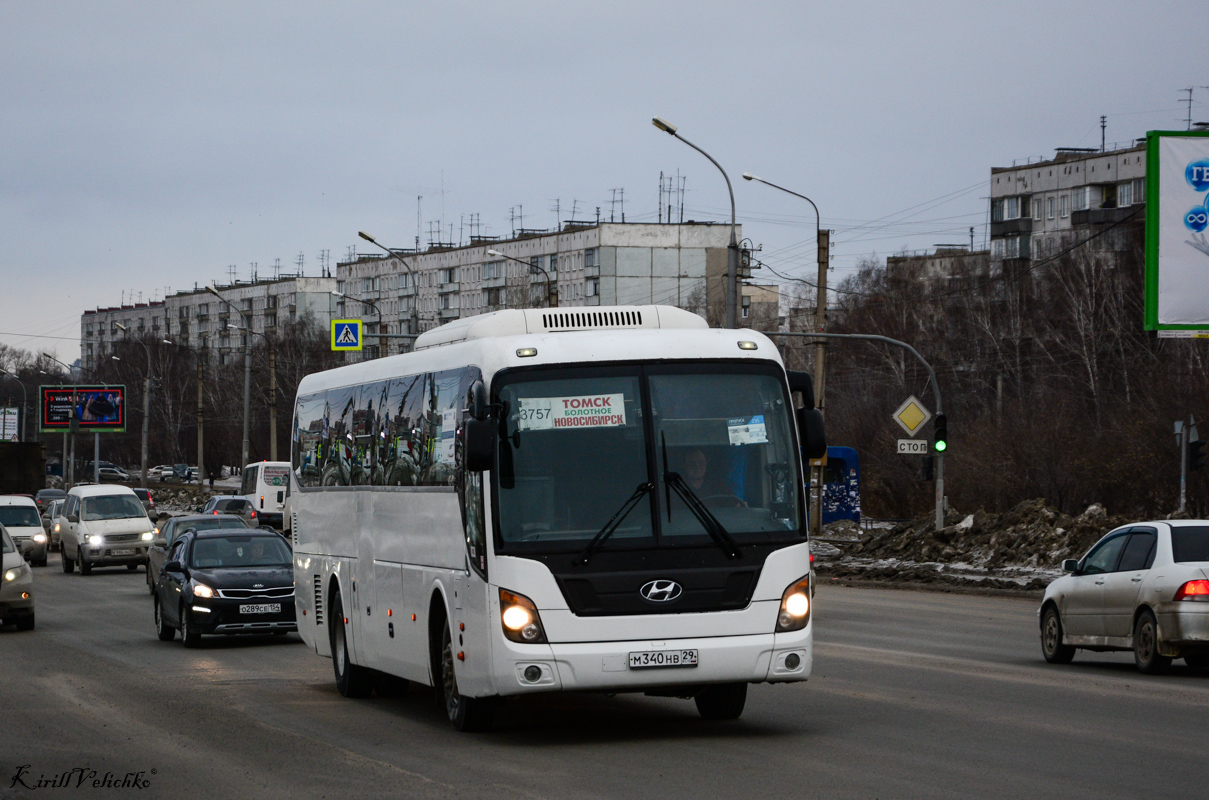 Новосибирская область, Hyundai Universe Space Luxury № М 340 НВ 29