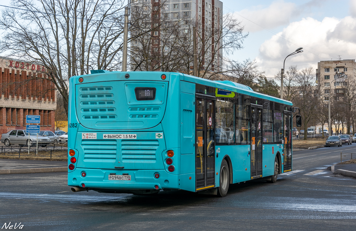 Sankt Petersburg, Volgabus-5270.G2 (LNG) Nr 6282