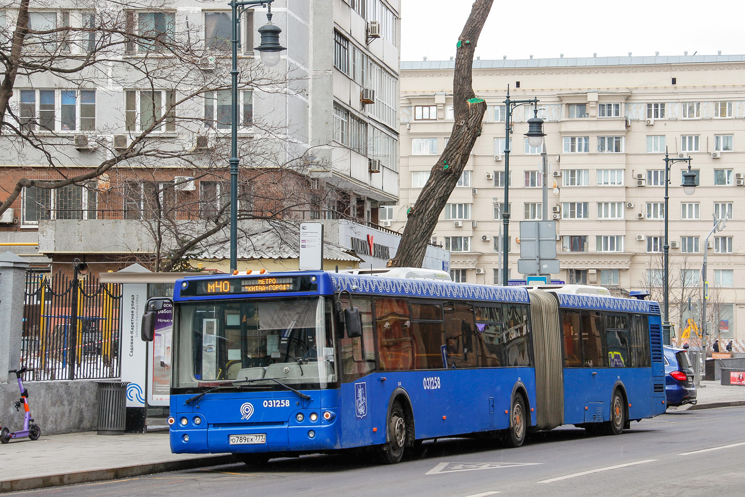 Moskva, LiAZ-6213.22 č. 031258