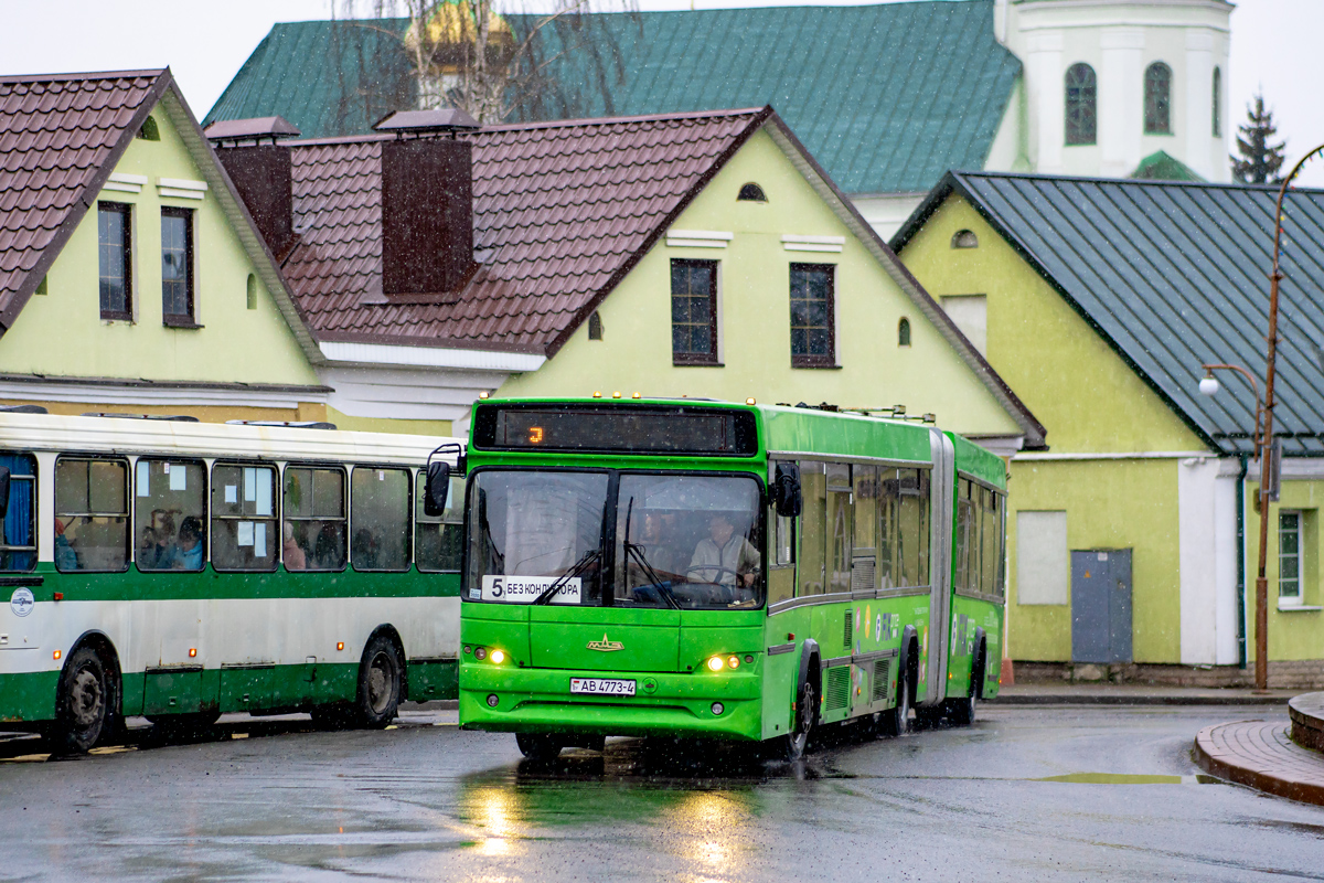 Гродненская область, МАЗ-105.465 № АВ 4773-4