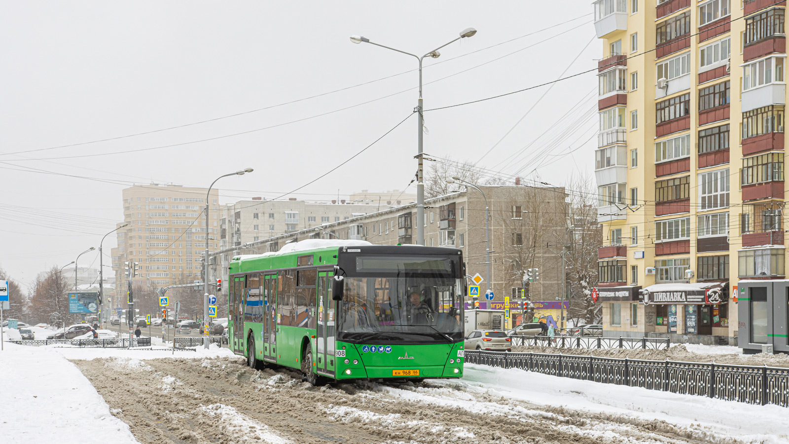 Свердловская область, МАЗ-203.015 № 908