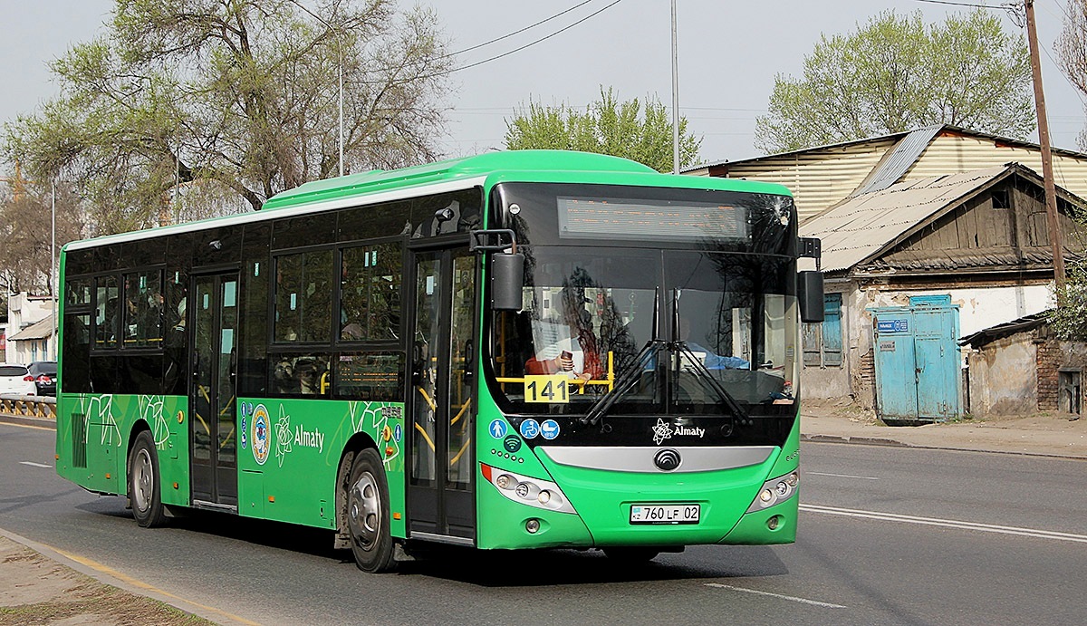 Алматы, Yutong ZK6118HGA № 760 LF 02