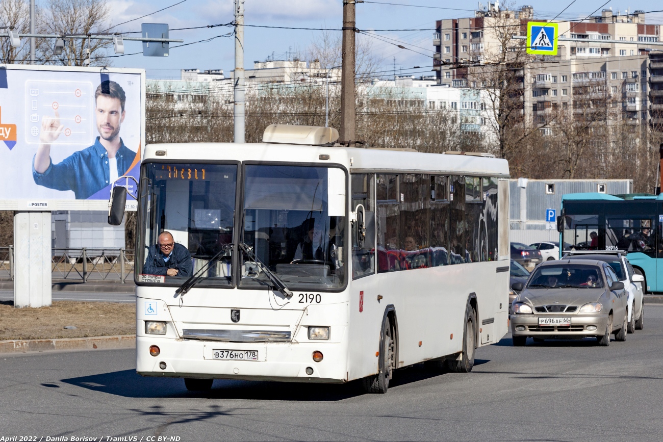 Sankt Petersburg, NefAZ-52994-40-42 Nr. 2190