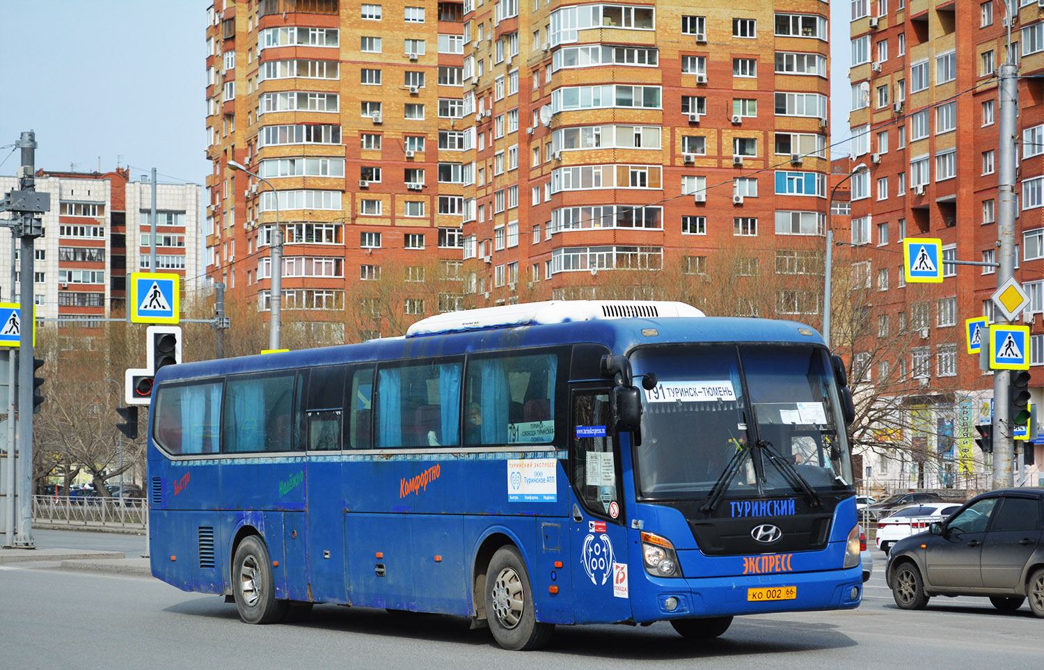 Sverdlovsk region, Hyundai Universe Space Luxury № КО 002 66