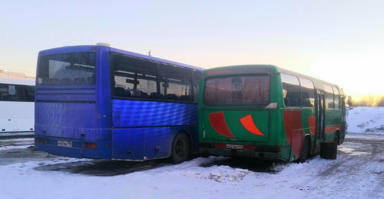 Perm region, Mercedes-Benz O303-10KHP-L # М 421 АТ 159