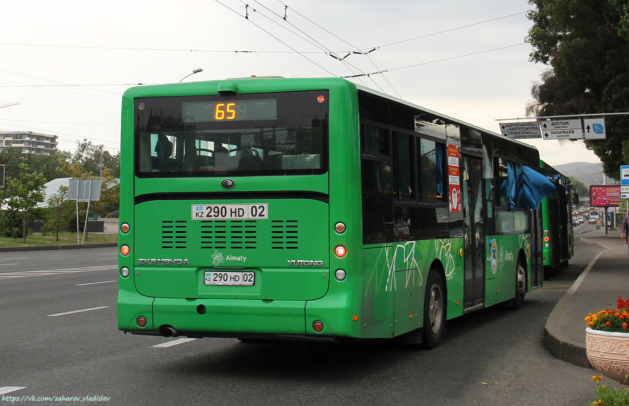 Алматы, Yutong ZK6118HGA № 290 HD 02