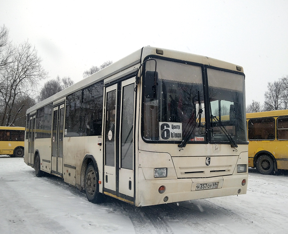 Tverės regionas, NefAZ-5299-10-33 Nr. Н 357 ОУ 69