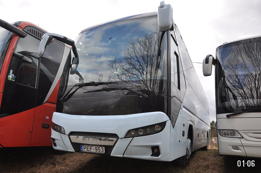 Венгрия, Neoplan P21 N2216SHD Tourliner № PEF-953