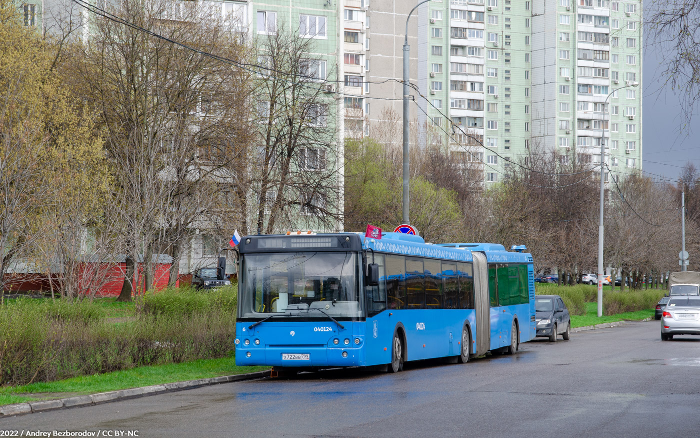 Москва, ЛиАЗ-6213.22 № 040124