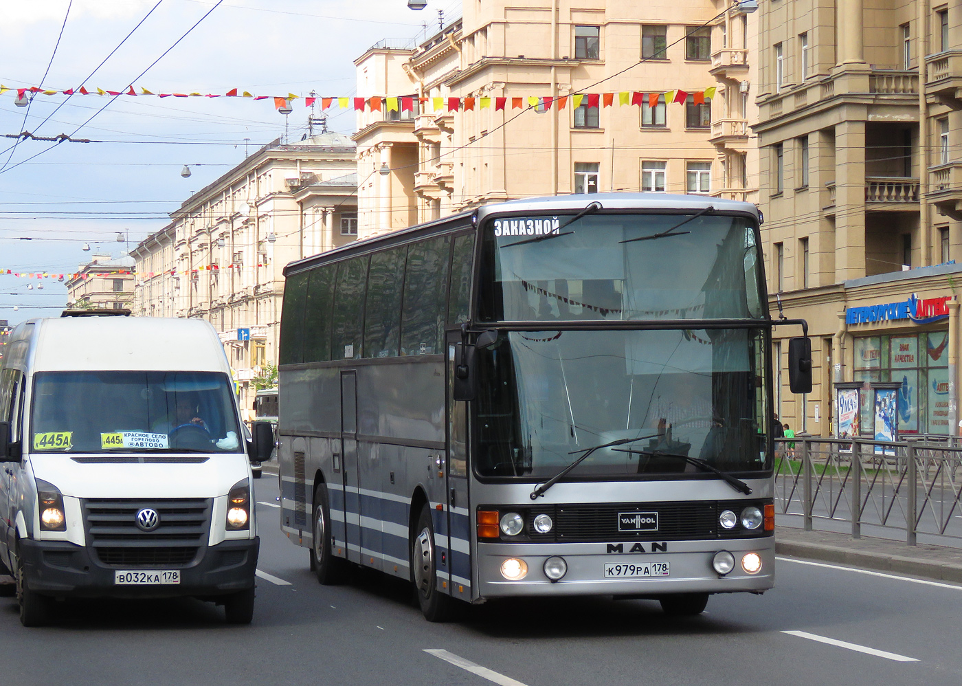 Санкт-Пецярбург, Van Hool T815 Acron № К 979 РА 178