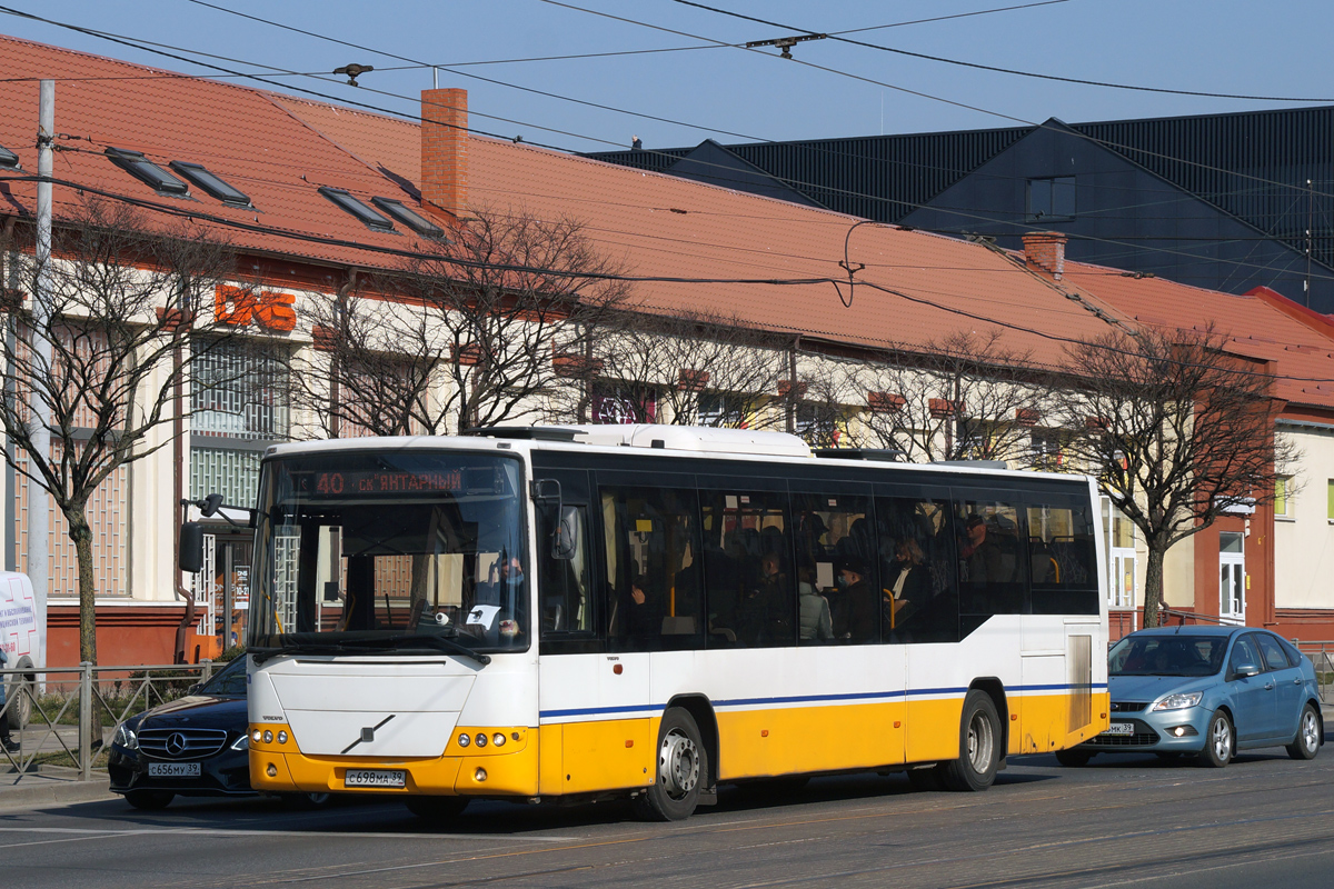 Калининградская область, Volvo 8700LE № С 698 МА 39