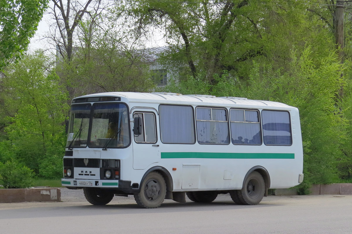 Волгоградская область, ПАЗ-3205-110 № А 682 ЕУ 134