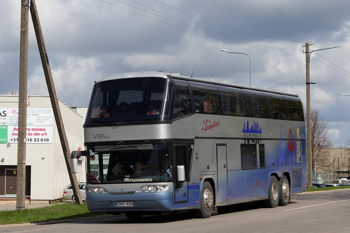 Литва, Neoplan N117/3H Loungeliner № LNU 424