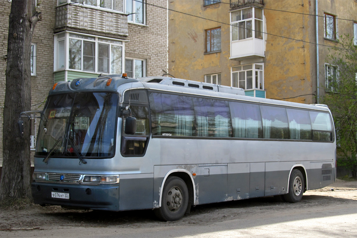 Алтайский край, Kia Granbird № В 076 НТ 22