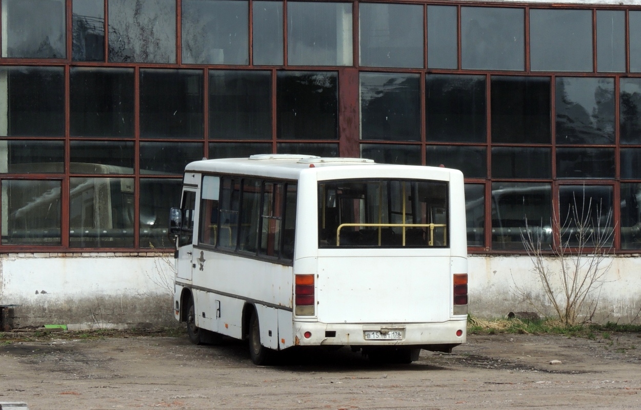 Ленинградская область, ПАЗ-320402-03 № 136