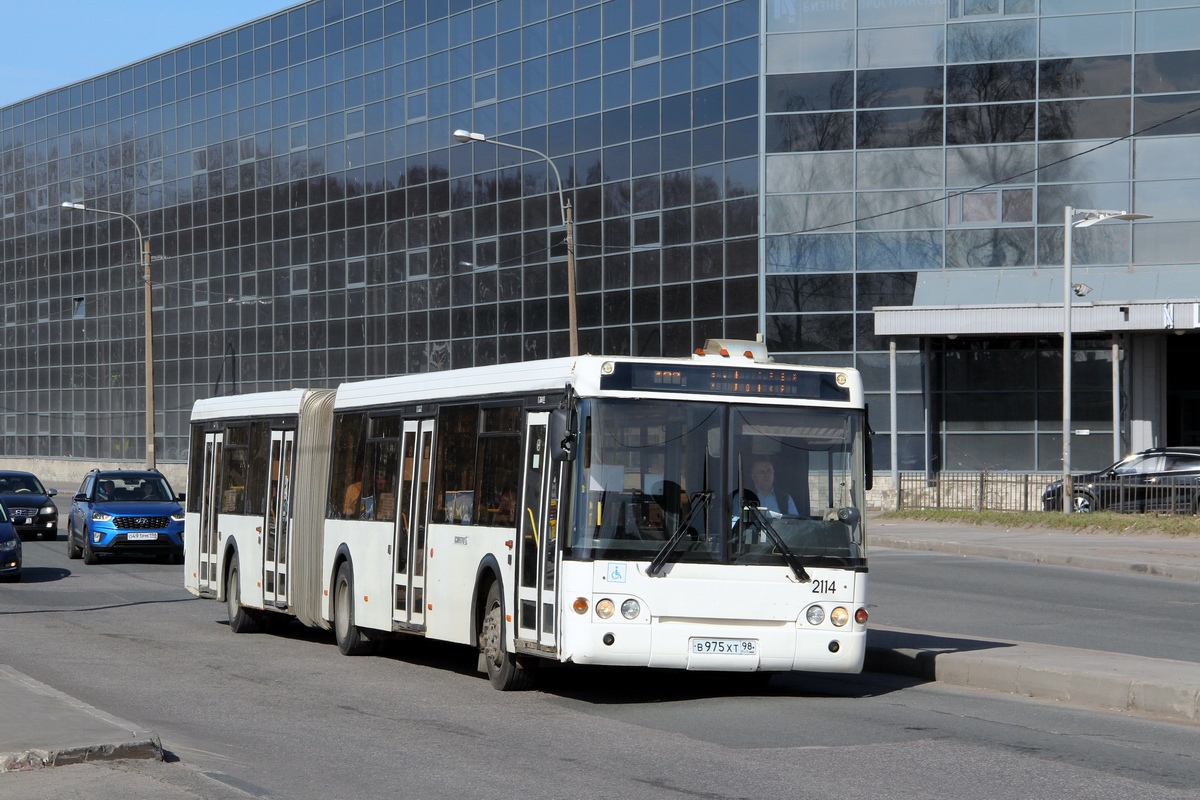 Sankt Petersburg, LiAZ-6213.20 Nr 2114