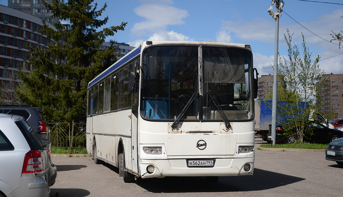 Москва, ЛиАЗ-5256.33-01 (ГолАЗ) № А 562 АН 797