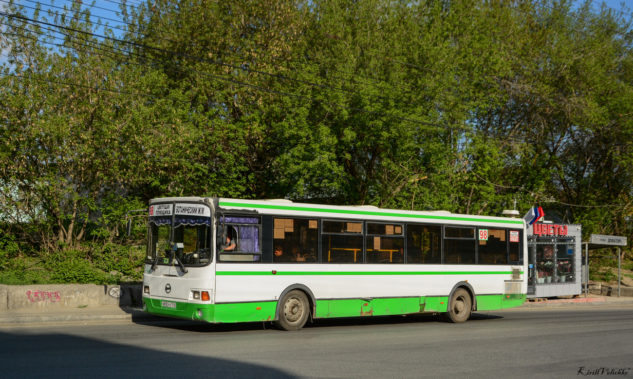 Новосибирская область, ЛиАЗ-5256.36 № В 892 РЕ 154