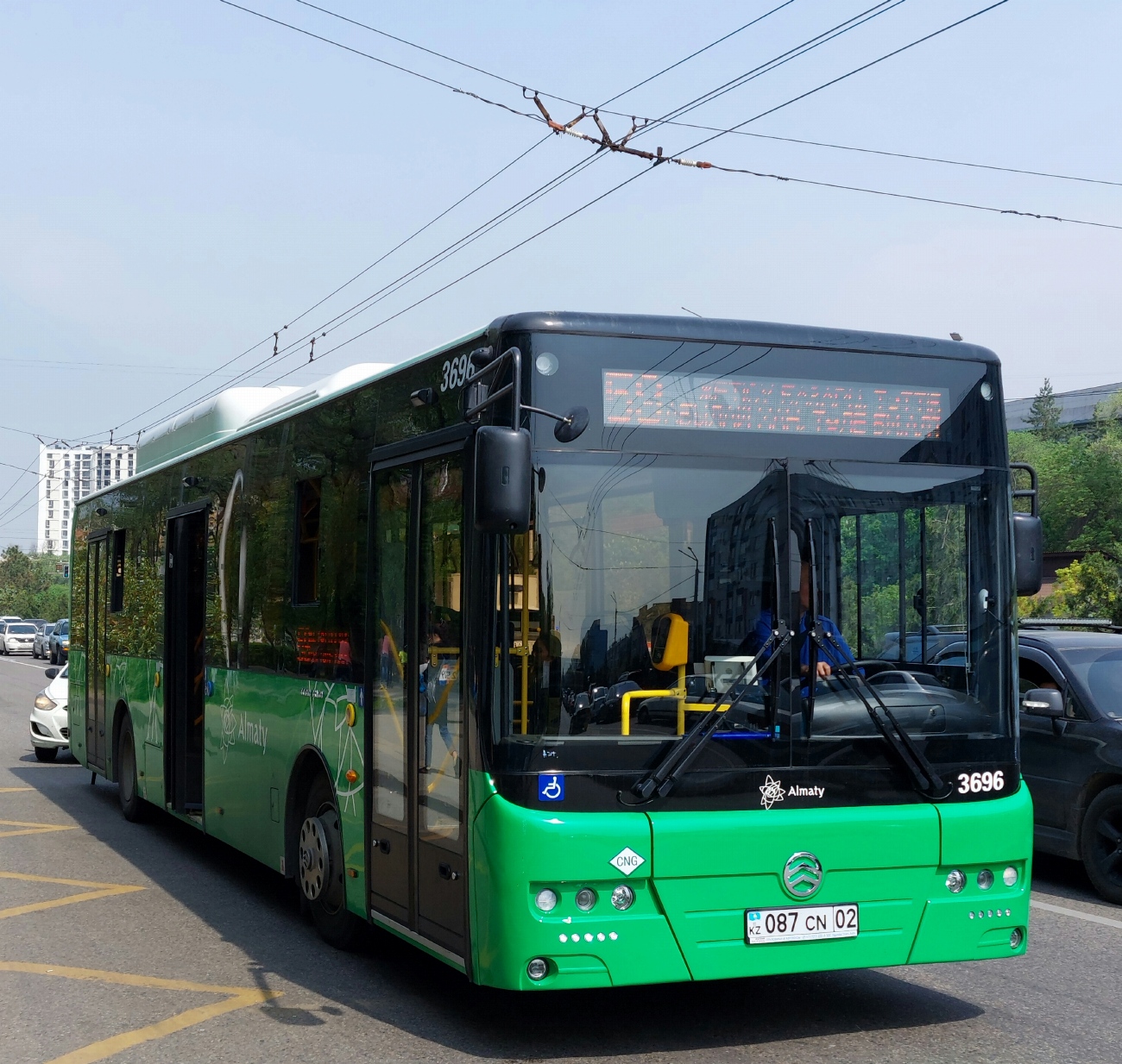 Almaty, Golden Dragon XML6125CN (Hyundai Trans Auto) Nr. 3696