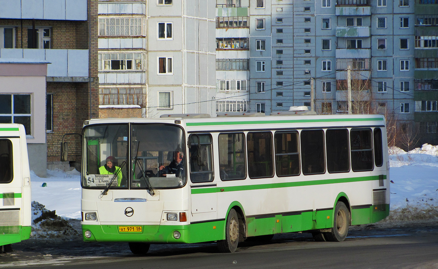 Пензенская область, ЛиАЗ-5256.45 № АТ 971 58