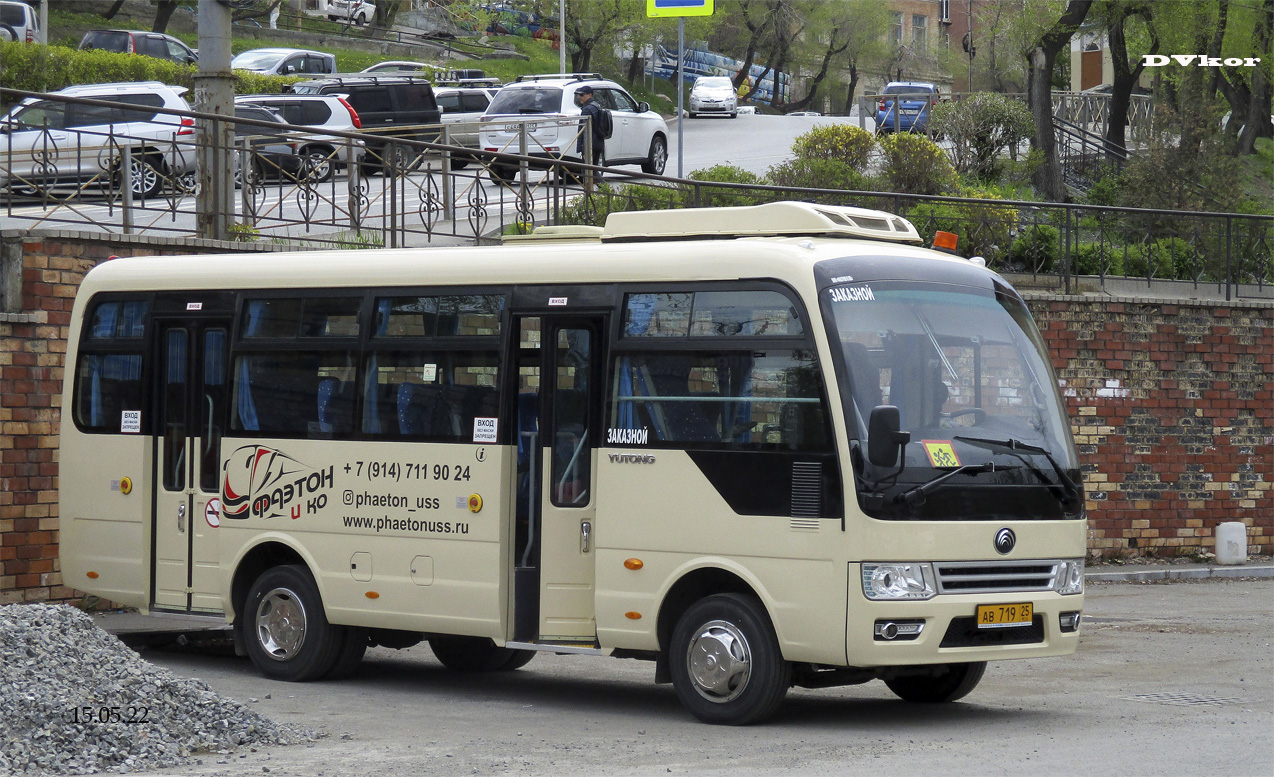 Приморский край, Yutong ZK6729D (КузбассАвто) № АВ 719 25