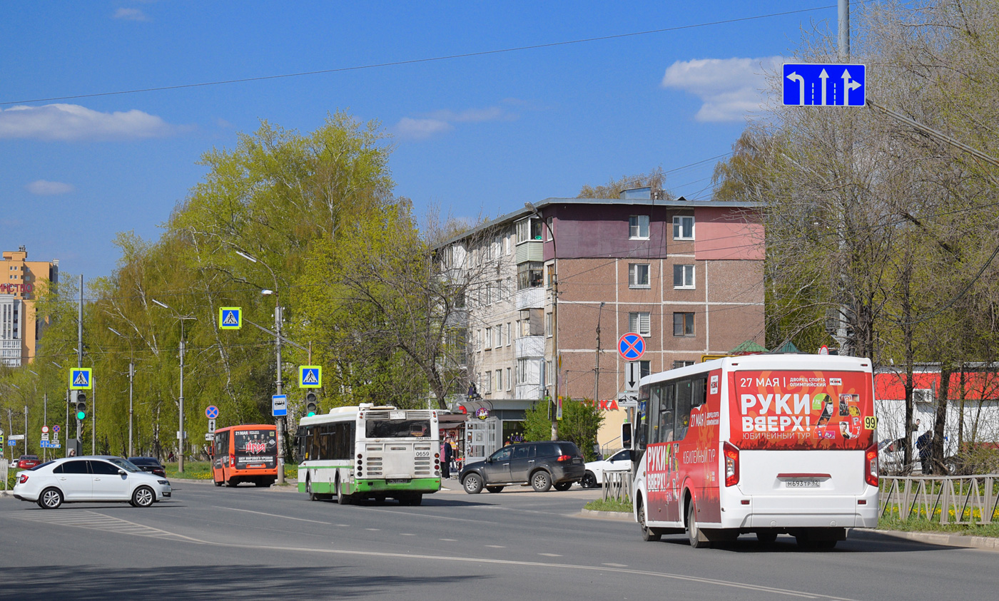 Ryazan region, LiAZ-5292.21 № 0659; Ryazan region, PAZ-320435-04 "Vector Next" № М 693 ТР 62