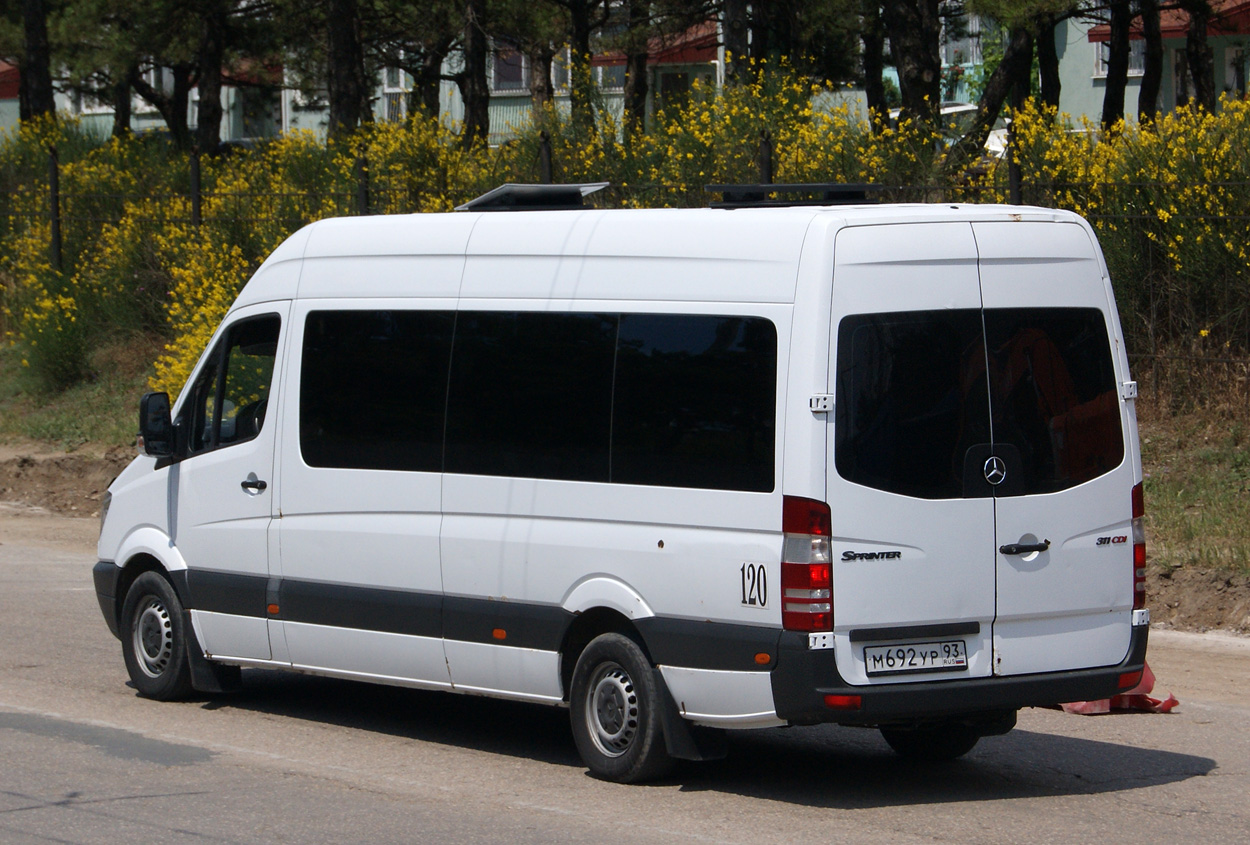 Севастополь, Mercedes-Benz Sprinter W906 311CDI № М 692 УР 93