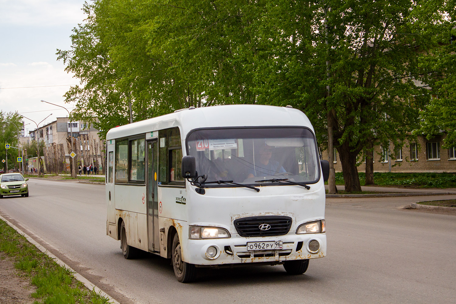 Свердловская область, Hyundai County LWB (ТагАЗ) № О 962 РУ 96