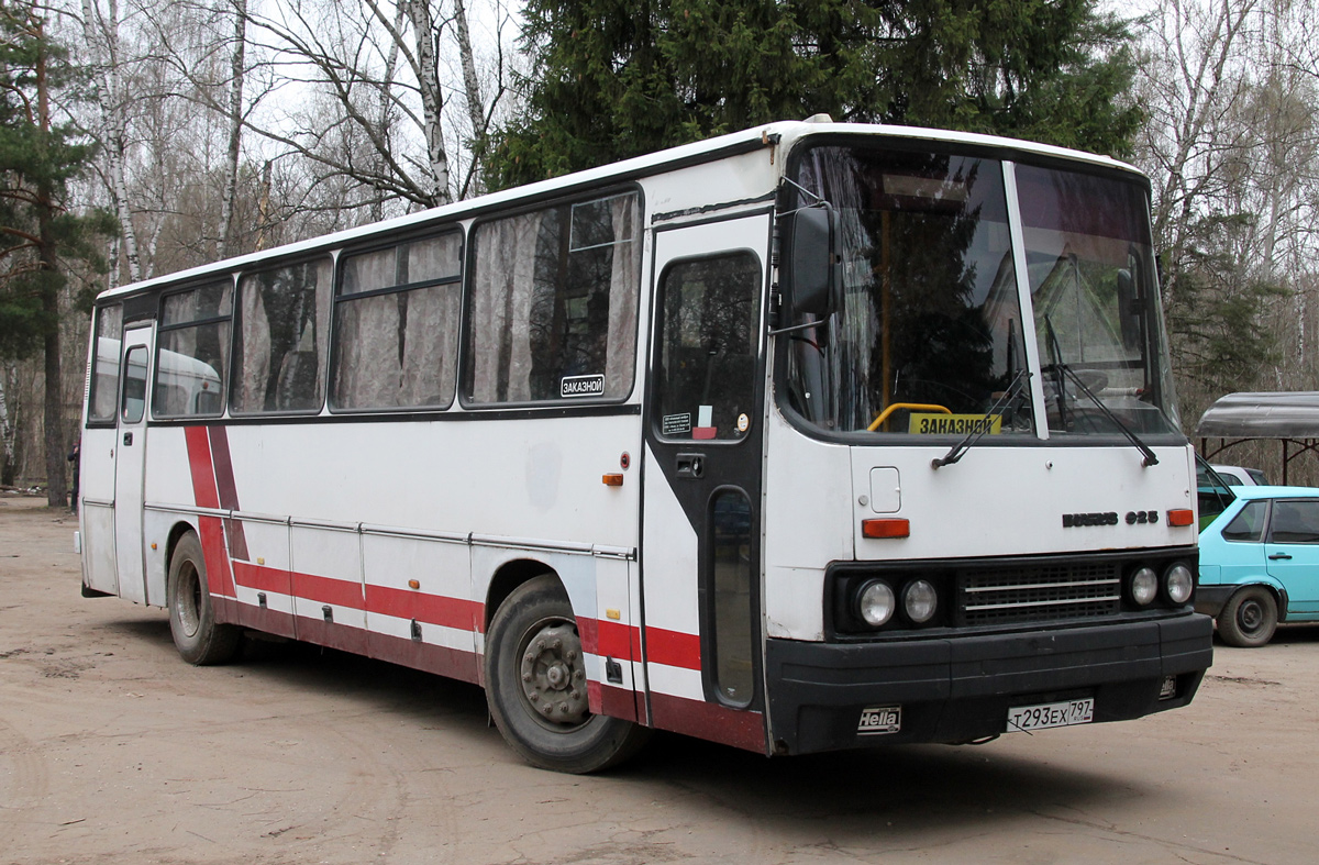 Moskau, Ikarus 256.21H Nr. Т 293 ЕХ 797