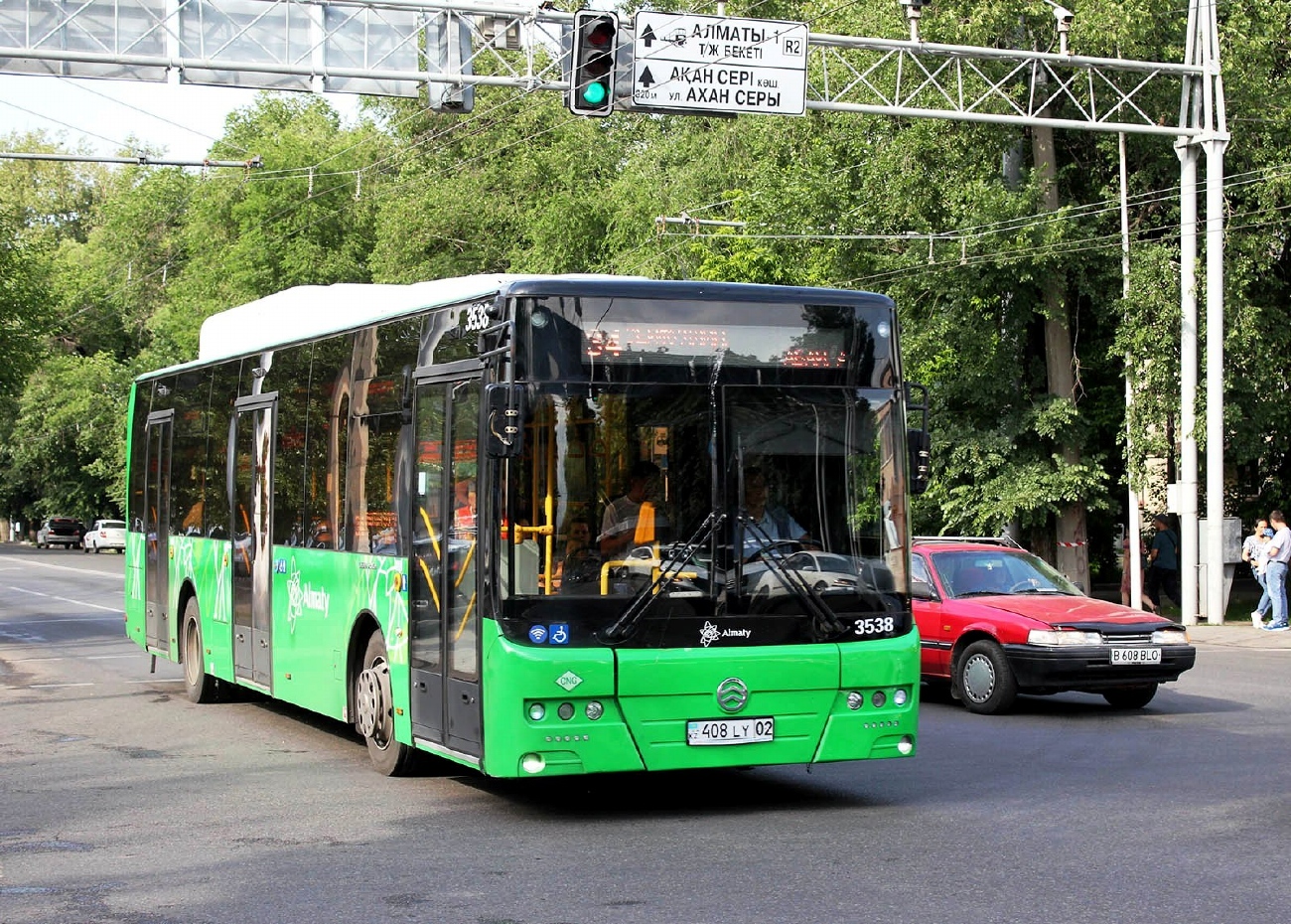 Алматы, Golden Dragon XML6125CN (Hyundai Trans Auto) № 3538