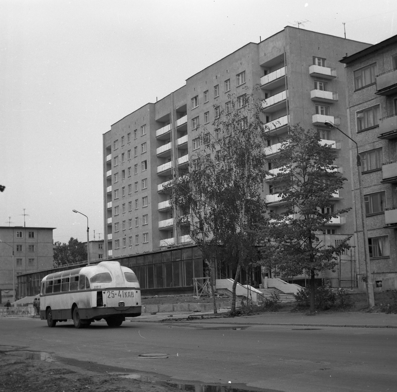 Тверская область, ЛАЗ-695Б № 21613; Тверская область — Городские, пригородные и служебные автобусы на улицах и в пригороде Калинина (1970-е — 1980-е гг.)