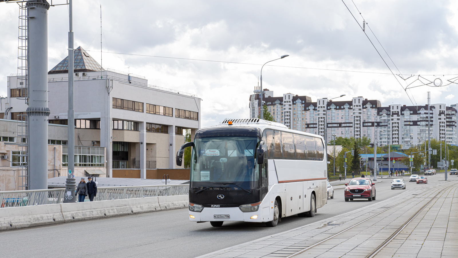 Свердловская область, King Long XMQ6129Y № Е 222 ВС 196