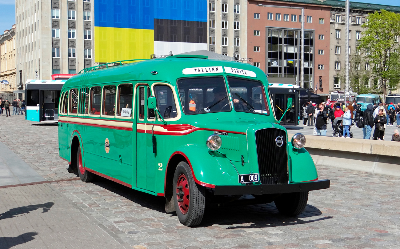 Estonsko, Autokori č. 2; Estonsko — 100th anniversary of Tallinn bus traffic